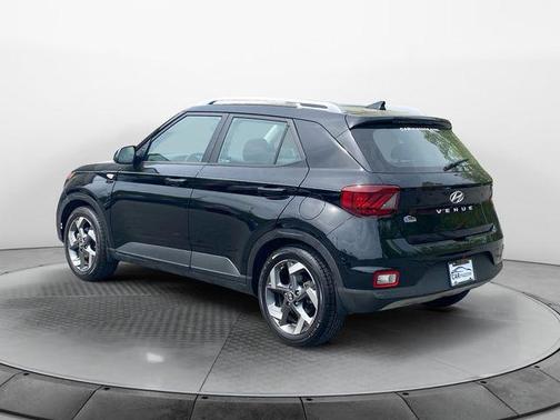 2020 Hyundai VENUE SEL