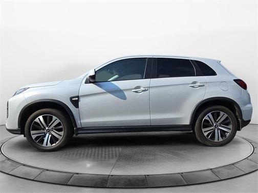 2023 Mitsubishi Outlander Sport SE
