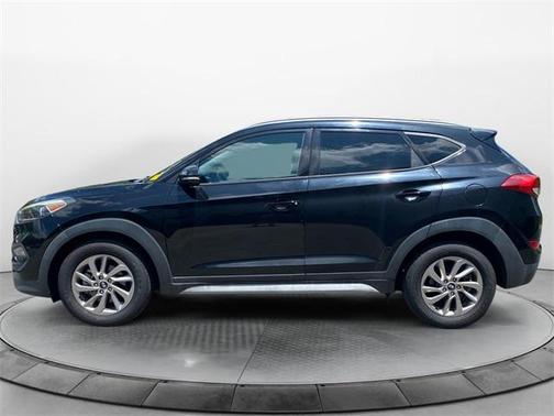 2017 Hyundai TUCSON SE Plus