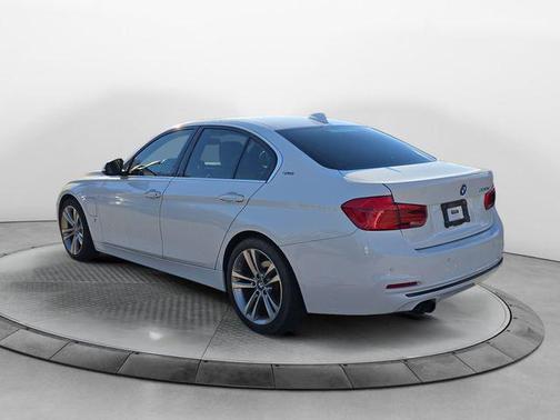 2017 BMW 330e iPerformance