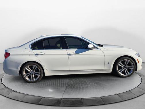 2017 BMW 330e iPerformance