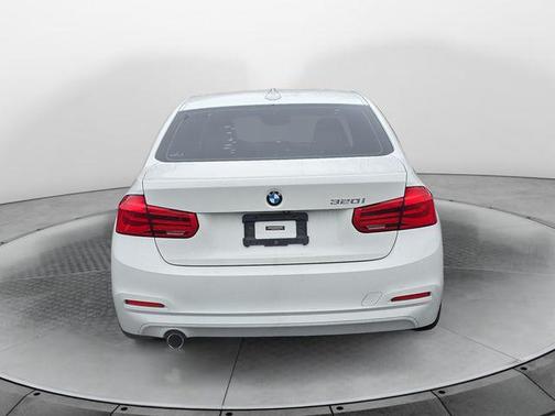 2018 BMW 320 i