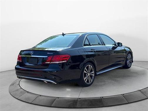 2016 Mercedes-Benz E-Class 4MATIC