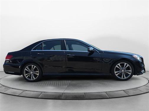 2016 Mercedes-Benz E-Class 4MATIC