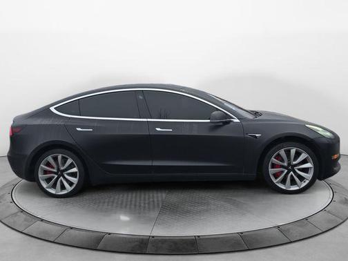 2019 Tesla Model 3 Standard Range Plus