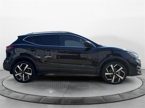 2020 Nissan Rogue Sport SL