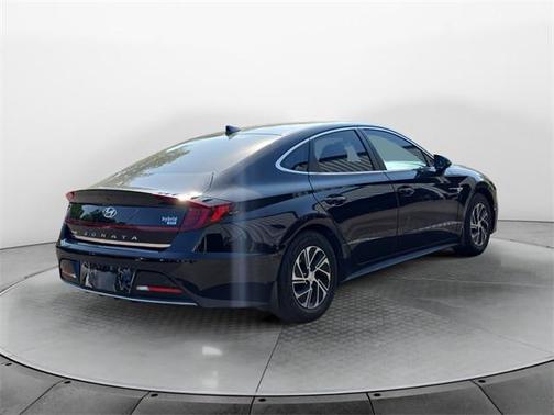 2023 Hyundai SONATA Hybrid Base