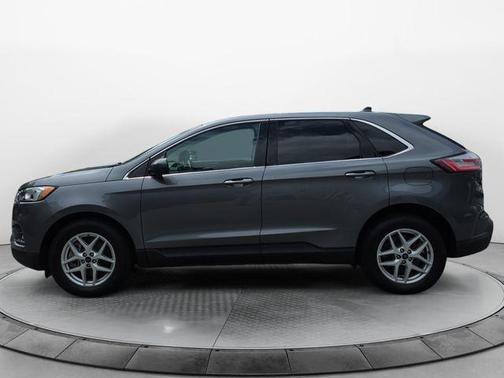 Carbonized Gray Metallic 2022 Ford Edge SEL