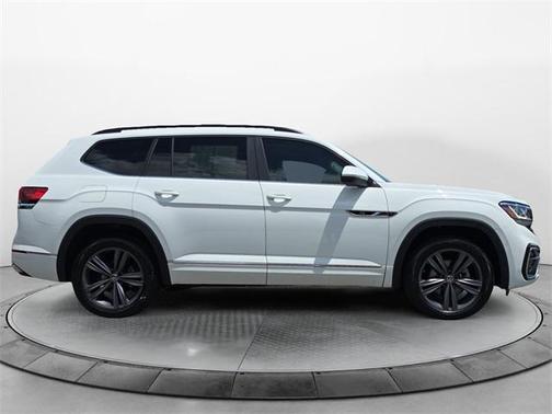 2021 Volkswagen Atlas 3.6L SE w/Technology