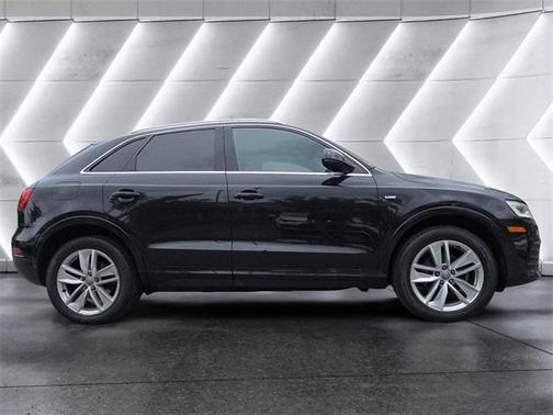 2018 Audi Q3 2.0T Premium Plus