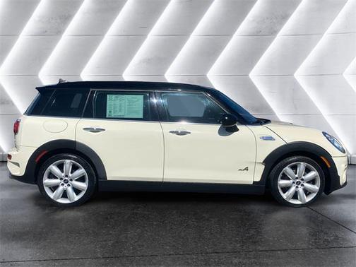 2017 MINI Clubman Cooper S ALL4