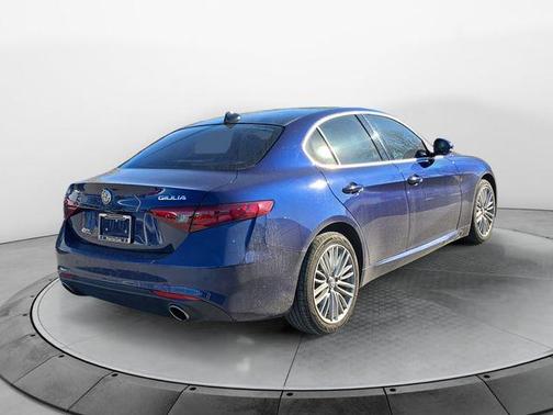 2018 Alfa Romeo Giulia Ti Lusso