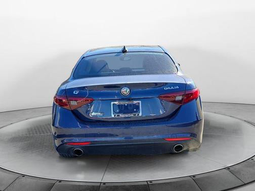 2018 Alfa Romeo Giulia Ti Lusso