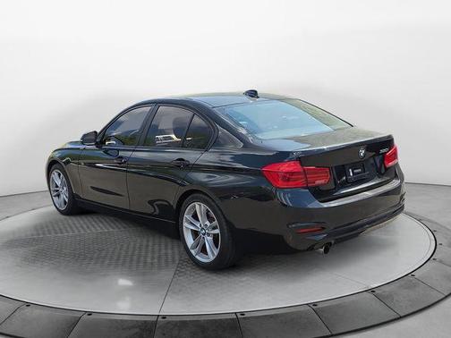 Black Sapphire Metallic 2016 BMW 320 i