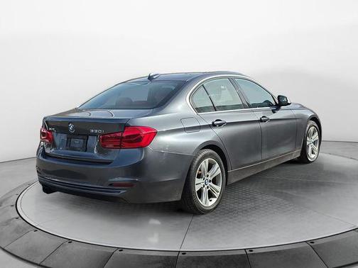 2018 BMW 330 xDrive