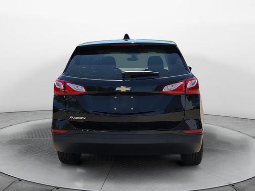 Mosaic Black Metallic 2020 Chevrolet Equinox LS