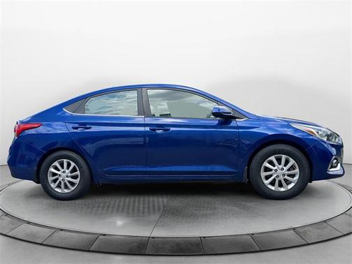 2022 Hyundai Accent SEL