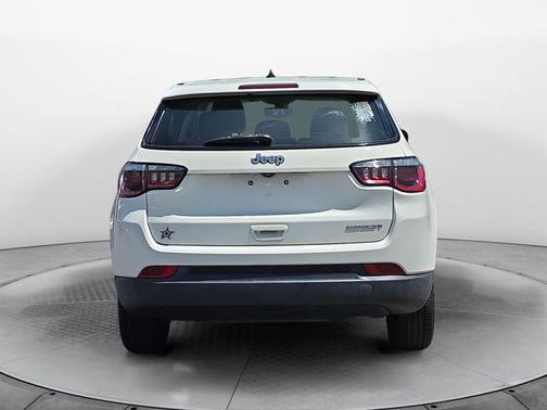 White Clearcoat 2017 Jeep New Compass Sport