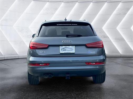 2017 Audi Q3 2.0T Premium Plus