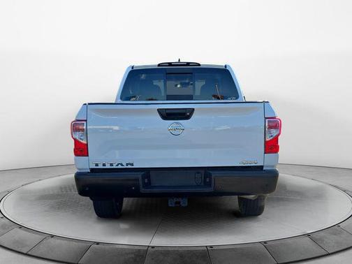 2022 Nissan Titan S