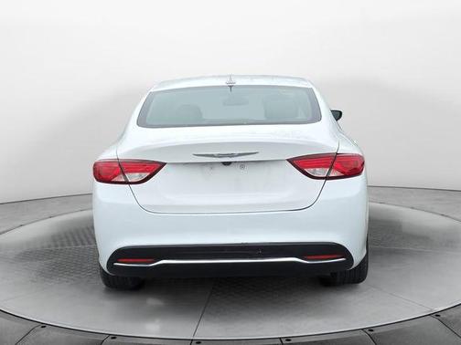 2017 Chrysler 200 Limited