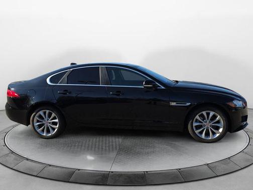 2020 Jaguar XF 25t Premium RWD Automatic