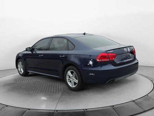 2015 Volkswagen Passat 1.8T Auto S