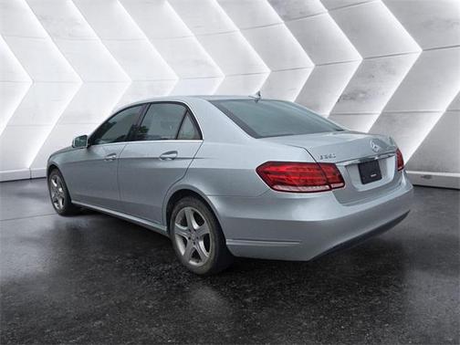 2016 Mercedes-Benz E-Class 4MATIC