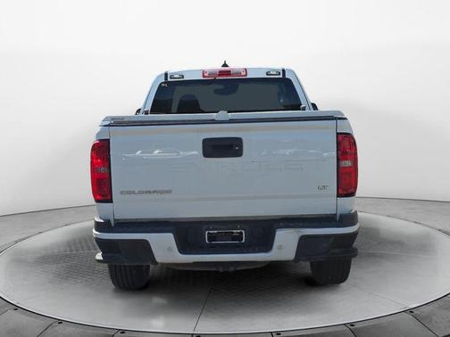 Summit White 2022 Chevrolet Colorado LT