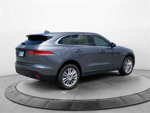 2019 Jaguar F-PACE 30t Prestige
