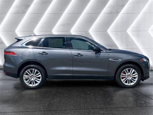 2019 Jaguar F-PACE 30t Prestige