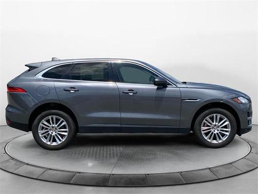 2019 Jaguar F-PACE 30t Prestige