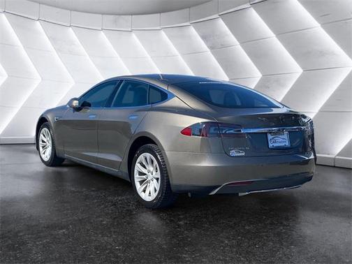 2016 Tesla Model S 90D