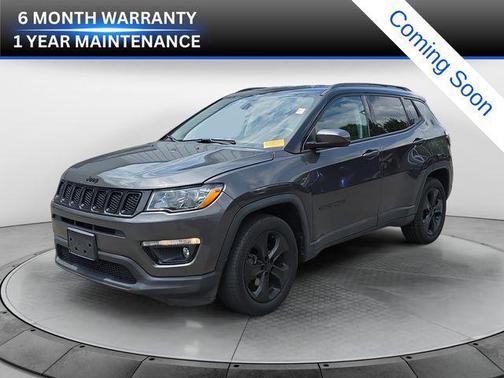 Diamond Black Crystal Pearlcoat 2018 Jeep Compass Latitude