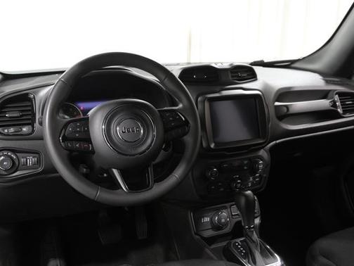 2022 Jeep Renegade Altitude