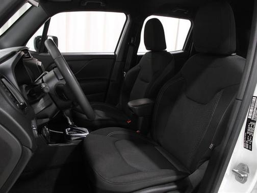 2022 Jeep Renegade Altitude