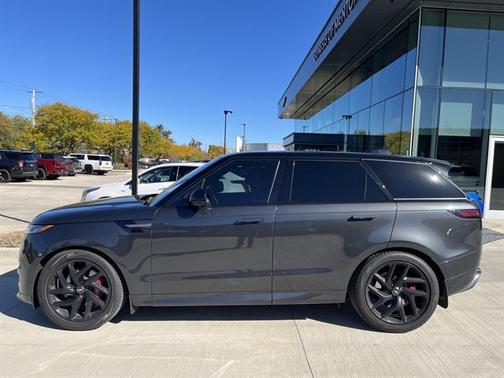 2023 Land Rover Range Rover Sport SE