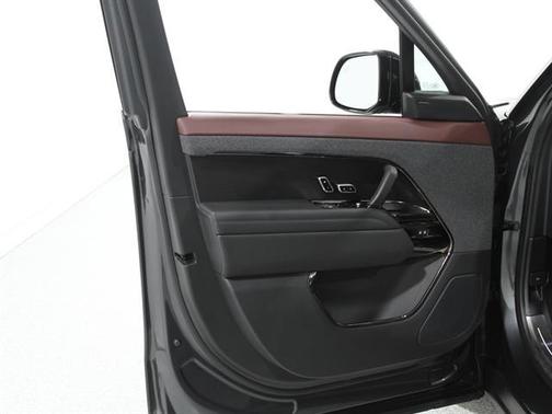 2023 Land Rover Range Rover Sport SE