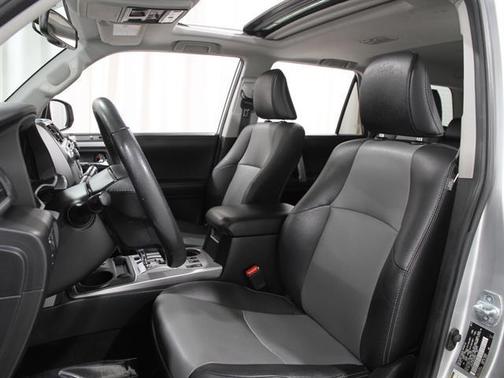 2017 Toyota 4Runner SR5 Premium