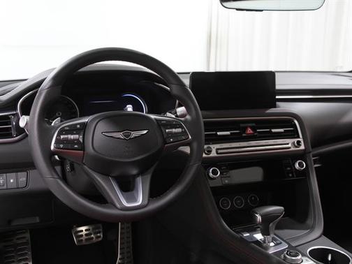 2025 Genesis G70 2.5T AWD