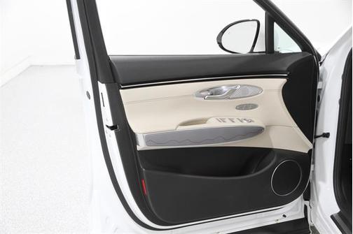 2024 Genesis GV70 2.5T AWD