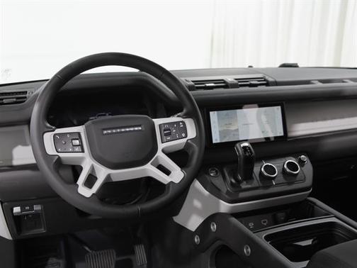 2024 Land Rover Defender 110 P300