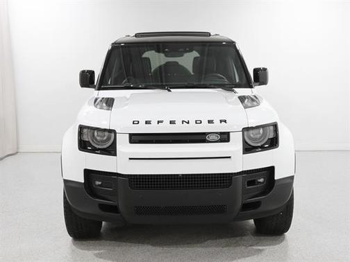 2024 Land Rover Defender 110 P300