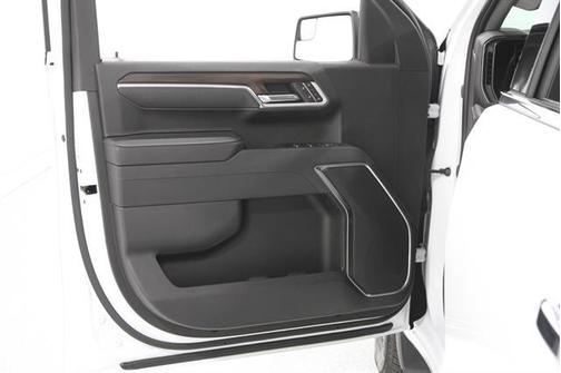 Summit White 2025 GMC Sierra 1500 SLT