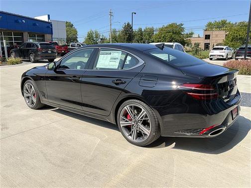 2025 Genesis G70 2.5T SPORT PRESTIGE AWD