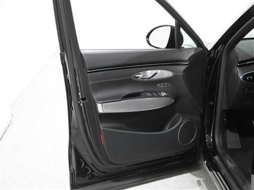 2025 Genesis GV70 3.5T AWD Sport