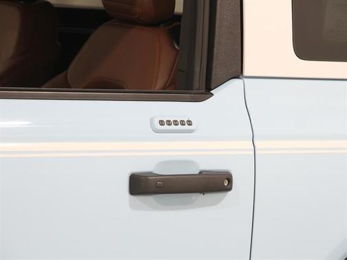 2023 Ford Bronco Heritage Limited Edition