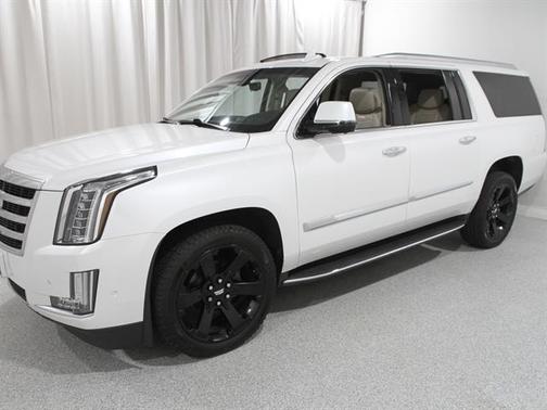 2017 Cadillac Escalade ESV Luxury