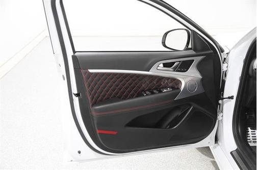 WHITE 2023 Genesis G70 3.3T AWD