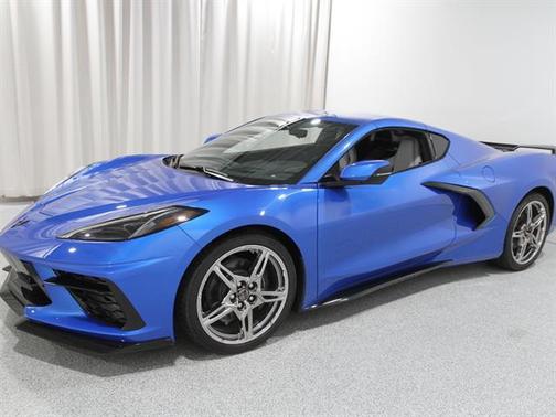 2025 Chevrolet Corvette Stingray w/2LT